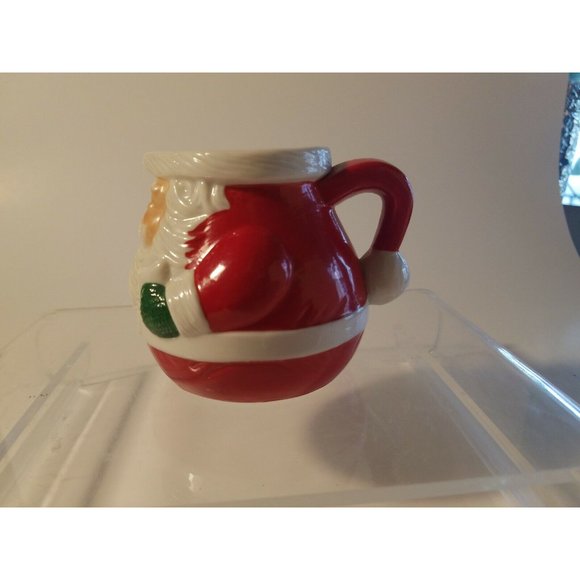 AVON Vintage Santa Claus Creamer and  Mrs. Claus Sugar Bowl w/Lid Set 1983 - Picture 4 of 11